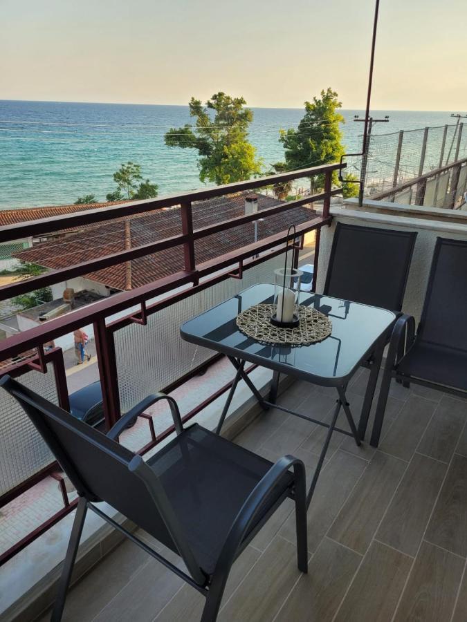 Mago Apartments Nea Kallikrateia Εξωτερικό φωτογραφία